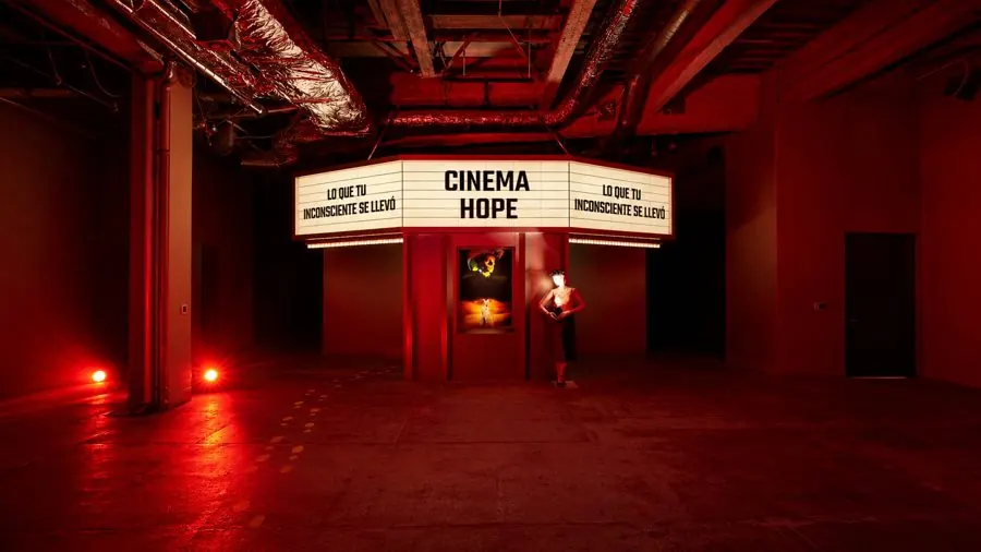 Cinema Hope, interior